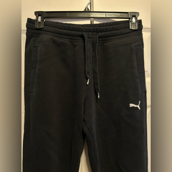 Men’s puma sweatpants - Size Medium - Great condition - Picture 2 of 2